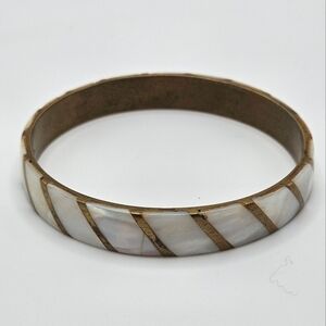 VINTAGE Mother of Pearl MOP Stripe Inlay Brass Bangle Bracelet Made in India